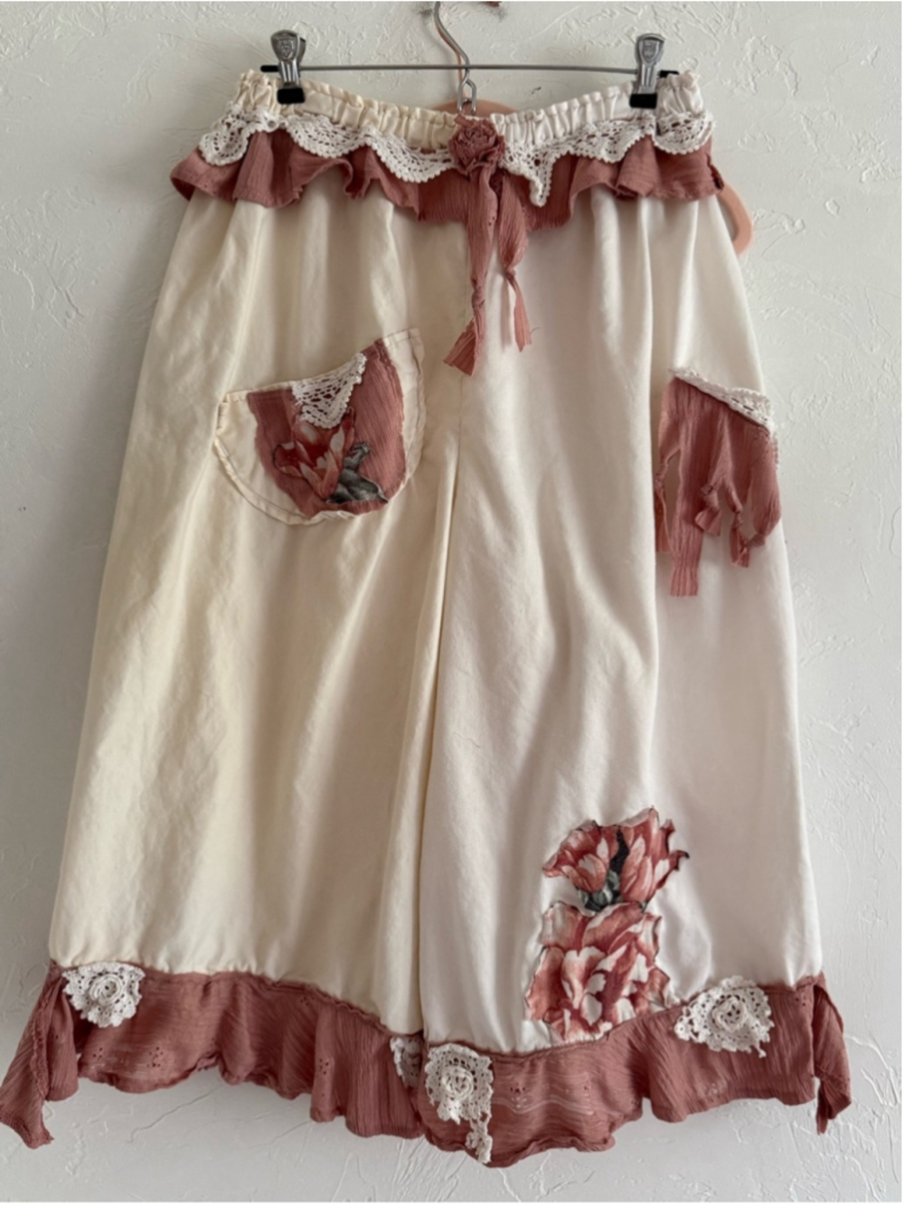 Handmade upcycled wearable art boho bloomers featuring a cream and dusty rose pa - Picture 3 of 14